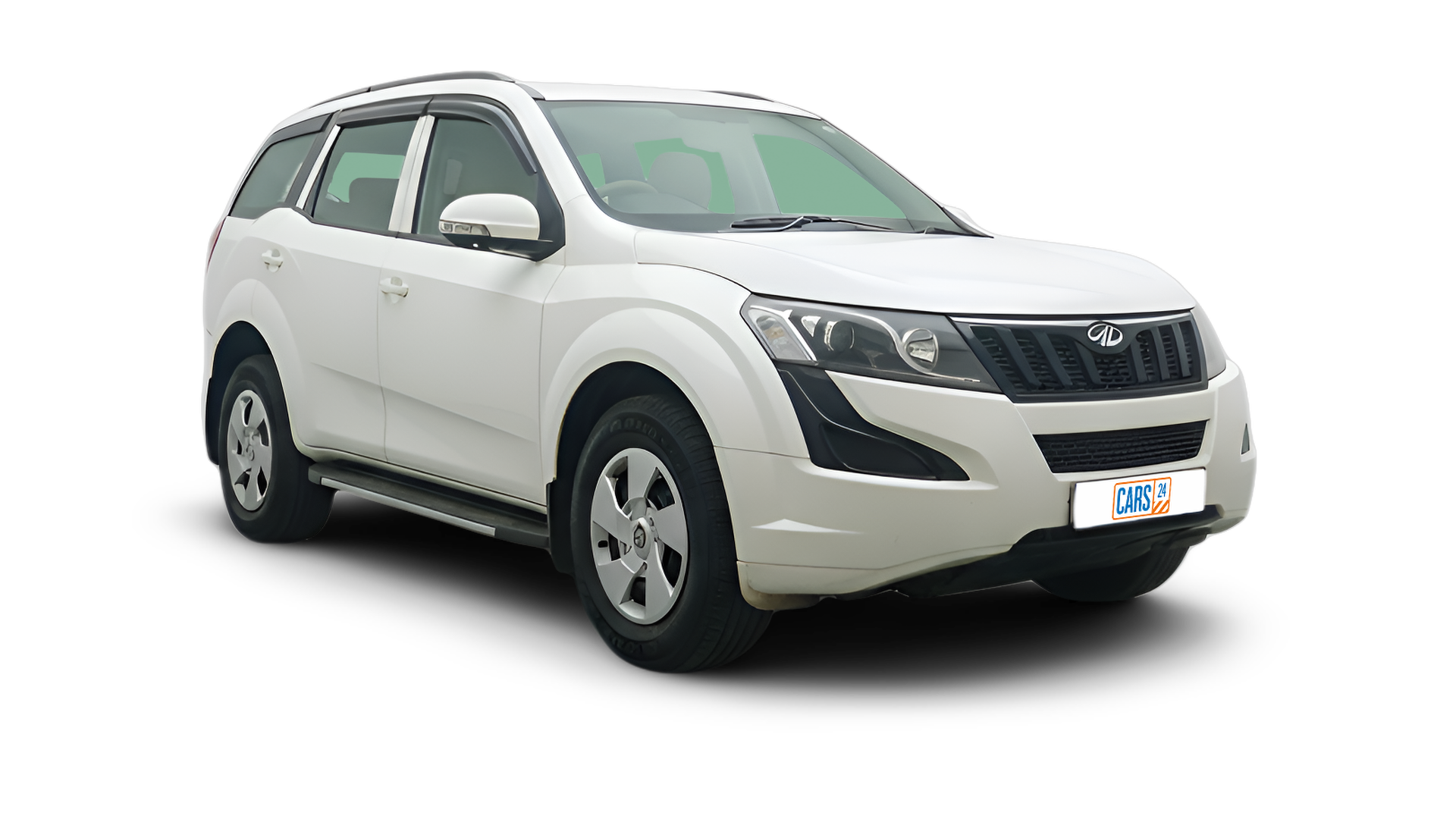 Mahindra XUV500-img